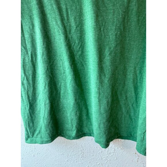 I Dont Need Luck Im A Grandma T-Shirt Size L Green Cotton Blend celebrate READ - Picture 9 of 9